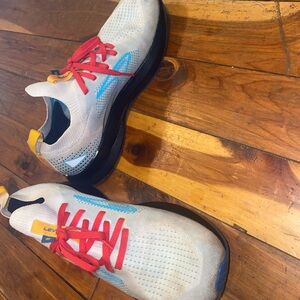 Brooks White and blue Athletic Shoes Modern Design